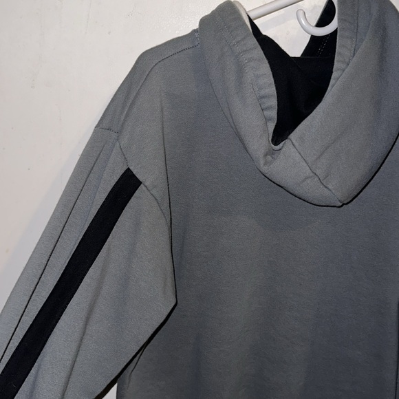 Sam and Colby | XPLR hoodie. It is a size Medium. - Picture 4 of 4